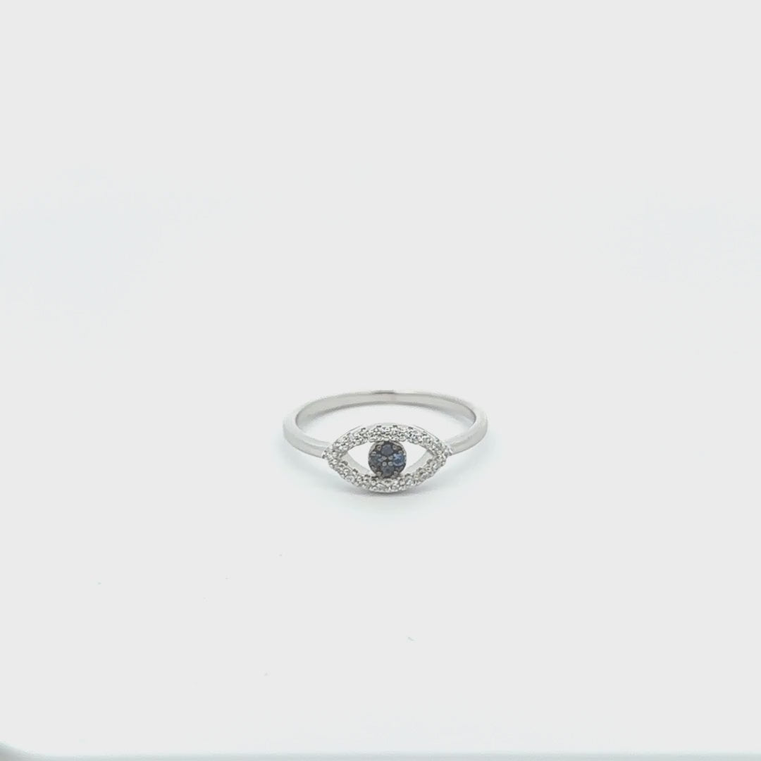 Night Blue, Lucky Eye Ring