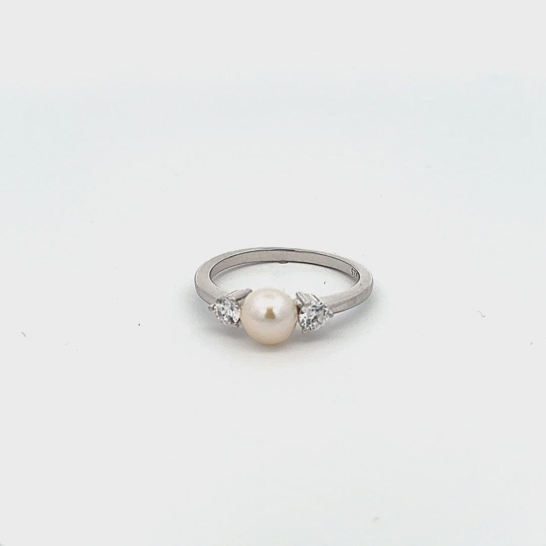 Freshwater Pearl Sterling Silver Ring